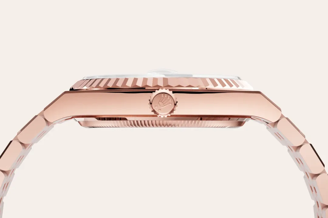 Rolex Land-Dweller 36 Referenz m127235-0001 18 Karat Everose-Gold