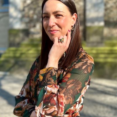 Wenn das Sonnenlicht die 57 Facetten der "nackten" Edelsteine berührt, entfalten die Schmuckstücke der Nudo Kollektion von @pomellato ihre einzigartige und unvergleichliche Strahlkraft. 💫💚

#pomellato #nudo #GadoroStilreich #köln #frühling